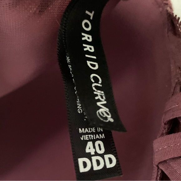 Torrid XO Plunge Push-Up Exploded Floral Lace 360° Back Smoothing Bra - Picture 7 of 7